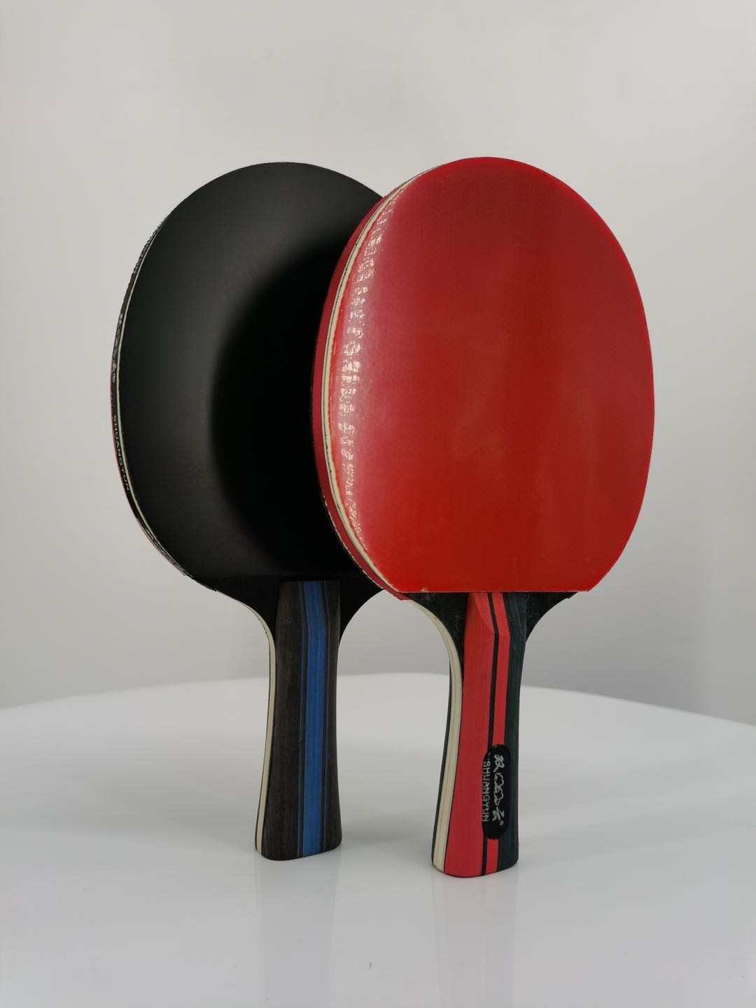 Raquettes de tennis de table bon marché