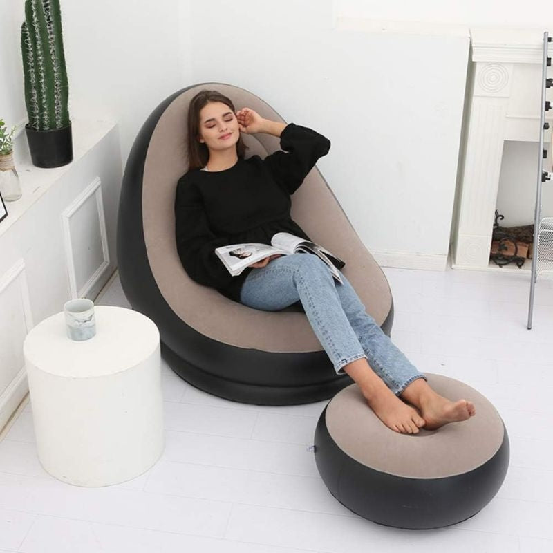 Fauteuil gonflable avec repose-pieds en flocage doux